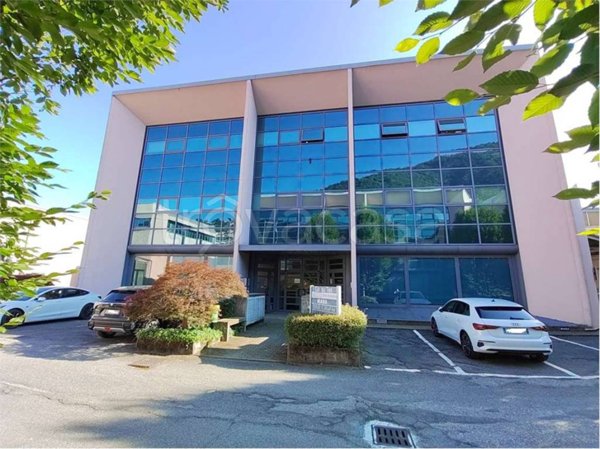 negozio in vendita a Cernobbio