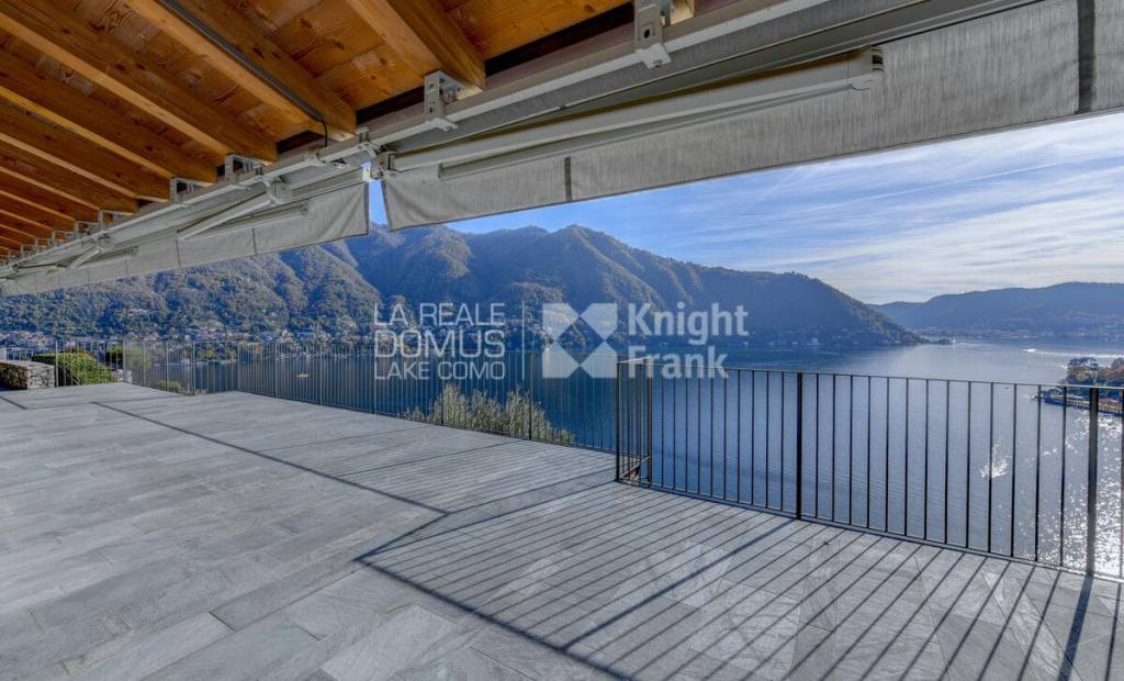 casa indipendente in vendita a Cernobbio
