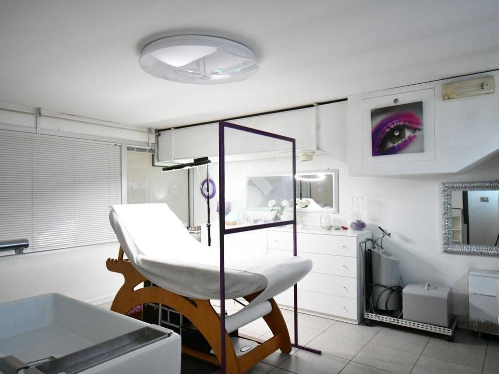 negozio in vendita a Cernobbio