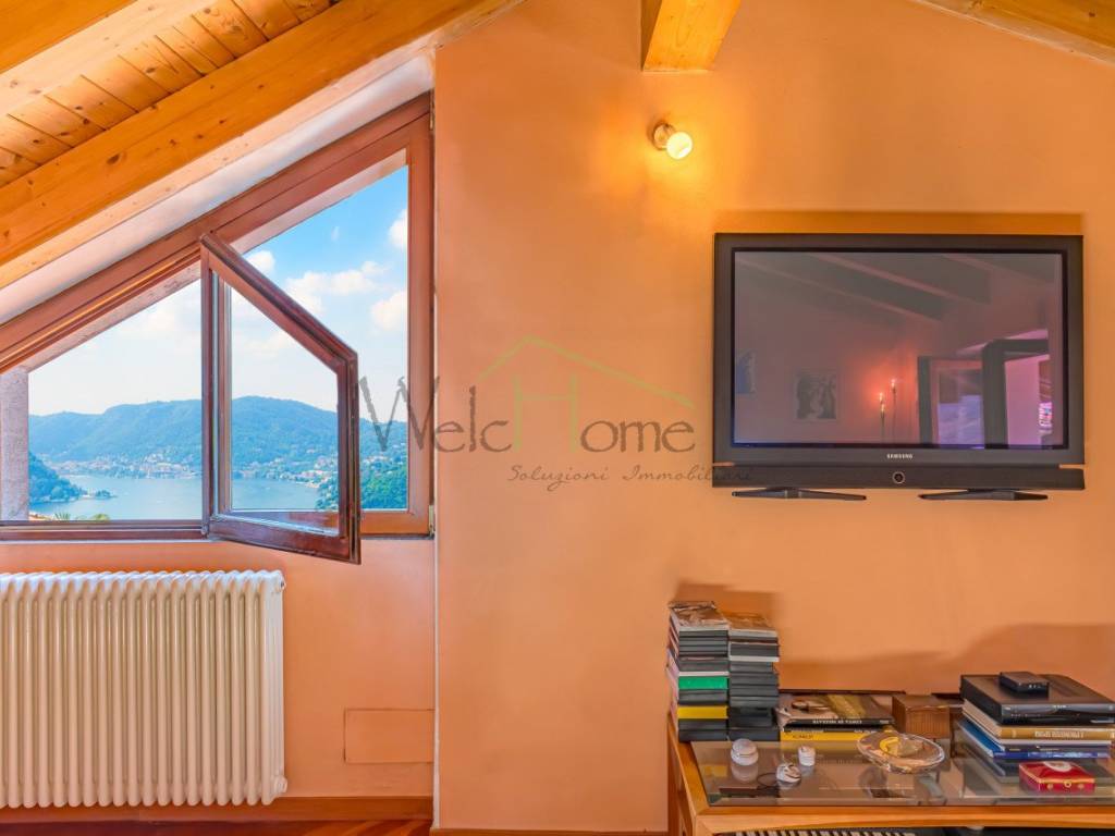 casa indipendente in vendita a Cernobbio in zona Rovenna