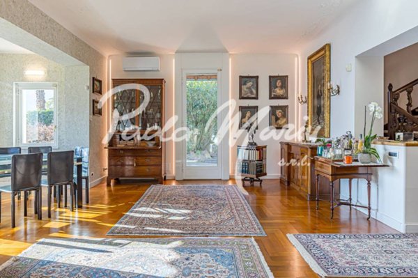 casa indipendente in vendita a Cernobbio