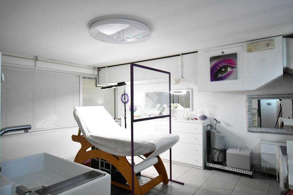 negozio in vendita a Cernobbio