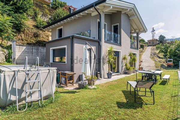 casa indipendente in vendita a Cernobbio