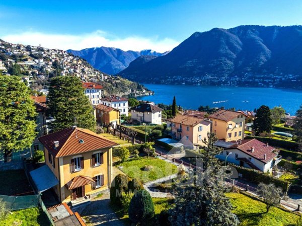 casa indipendente in vendita a Cernobbio