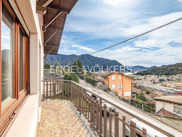 casa indipendente in vendita a Cernobbio