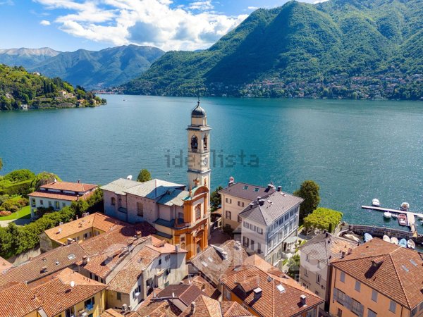 casa indipendente in vendita a Cernobbio in zona Stimianico