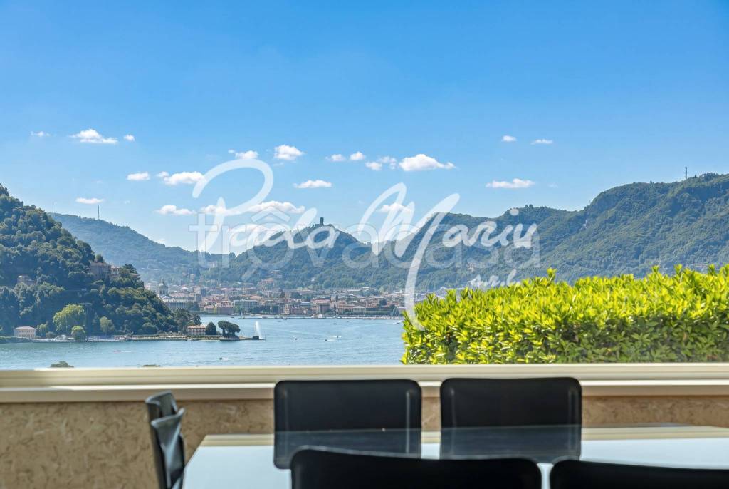 casa indipendente in vendita a Cernobbio