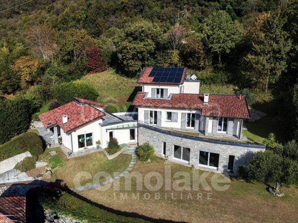 casa indipendente in vendita a Cernobbio