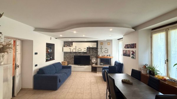 appartamento in vendita a Cernobbio in zona Rovenna
