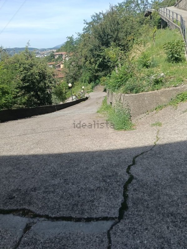appartamento in vendita a Cernobbio in zona Mornello