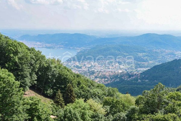 appartamento in vendita a Cernobbio in zona Rovenna