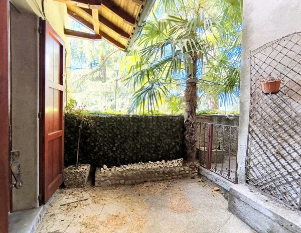 appartamento in vendita a Cernobbio in zona Casnedo