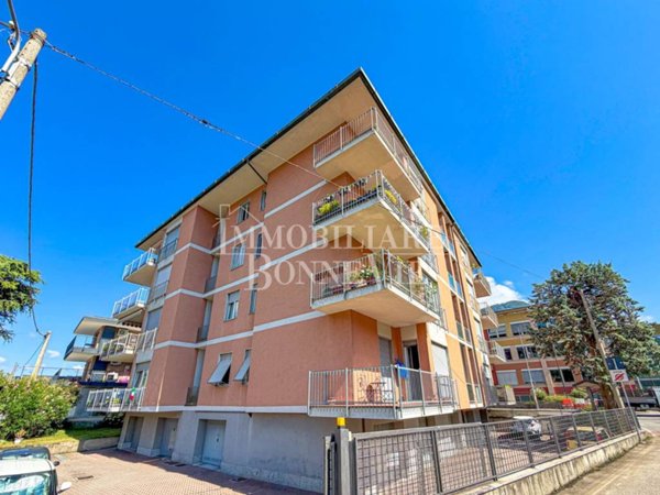 appartamento in vendita a Cernobbio in zona Stimianico