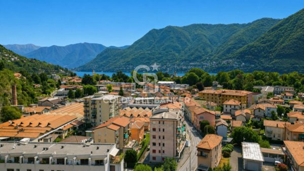 casa indipendente in vendita a Cernobbio in zona Mornello