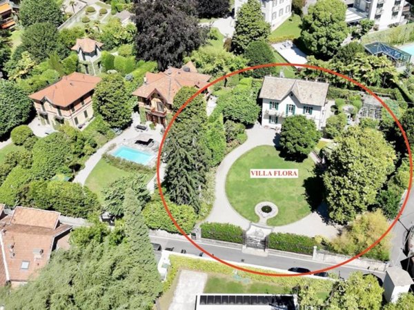 casa indipendente in vendita a Cernobbio in zona Stimianico