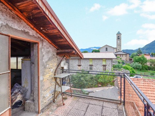 attico in vendita a Cernobbio in zona Stimianico