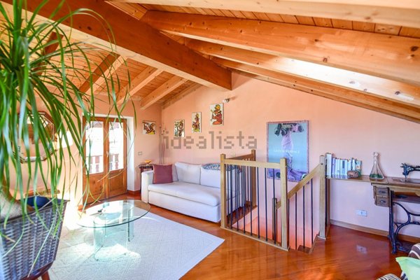 casa indipendente in vendita a Cernobbio in zona Rovenna
