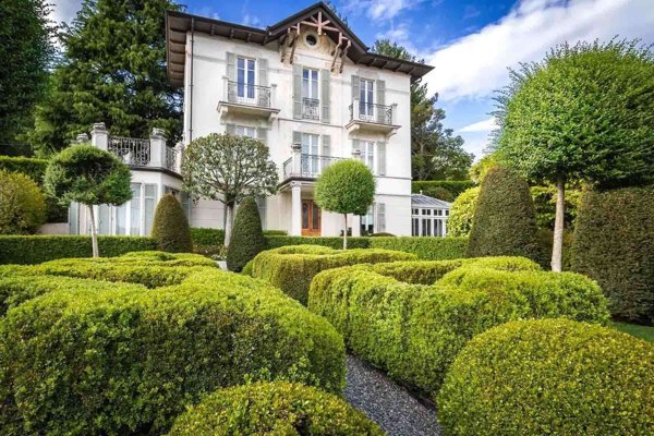 casa indipendente in vendita a Cernobbio in zona Gentrino
