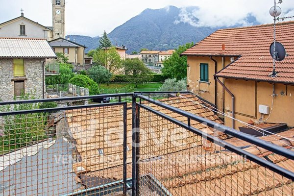 casa indipendente in vendita a Cernobbio in zona Rovenna