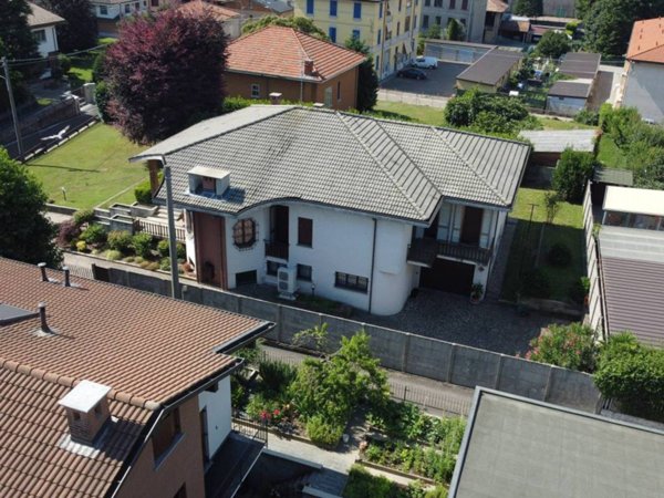 casa indipendente in vendita a Cirimido