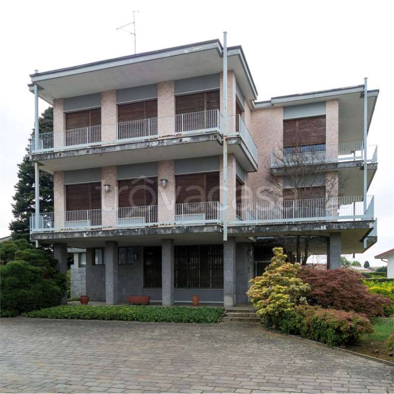 casa indipendente in vendita a Cirimido