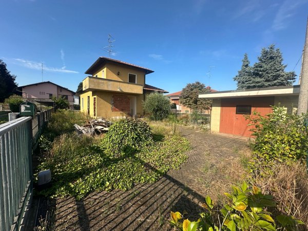 casa indipendente in vendita a Cirimido