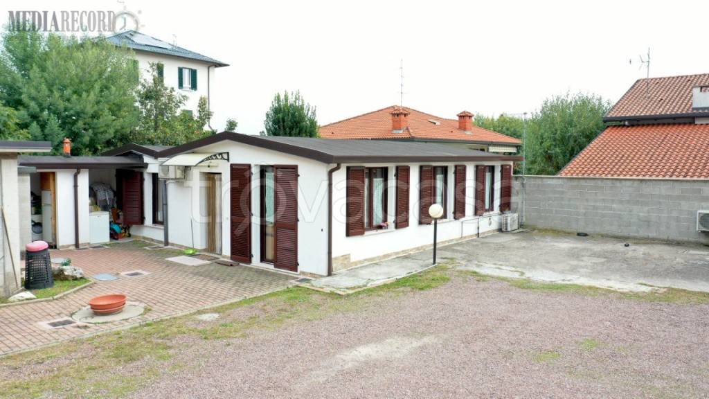 casa indipendente in vendita a Cirimido