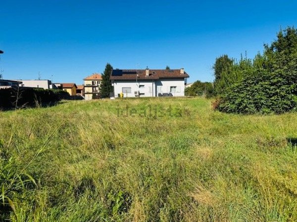 terreno edificabile in vendita a Cirimido