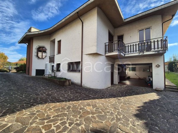 casa indipendente in vendita a Cirimido