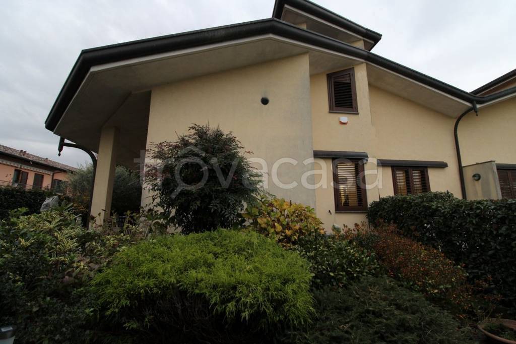 casa indipendente in vendita a Cirimido