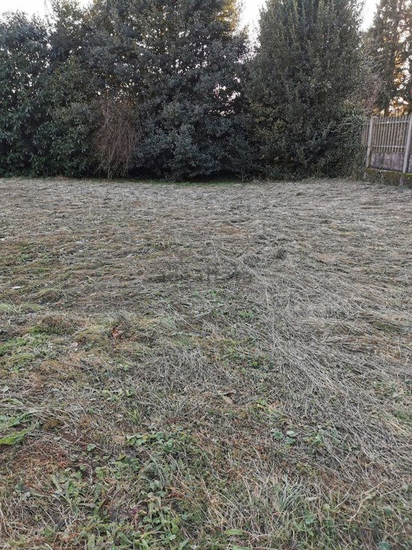terreno edificabile in vendita a Cirimido