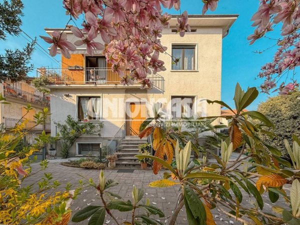 casa indipendente in vendita a Cirimido