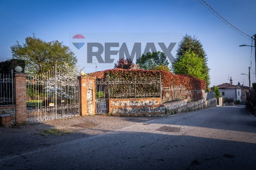 casa indipendente in vendita a Cirimido