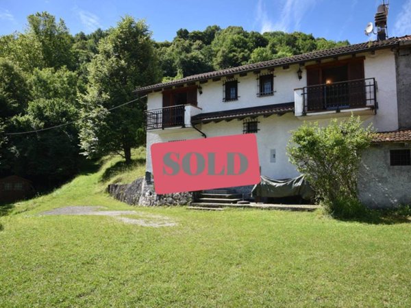 villetta a schiera in vendita a Claino con Osteno