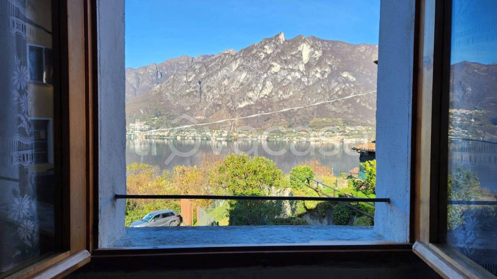 casa indipendente in vendita a Claino con Osteno