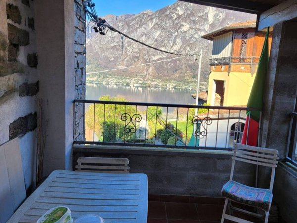 casa indipendente in vendita a Claino con Osteno
