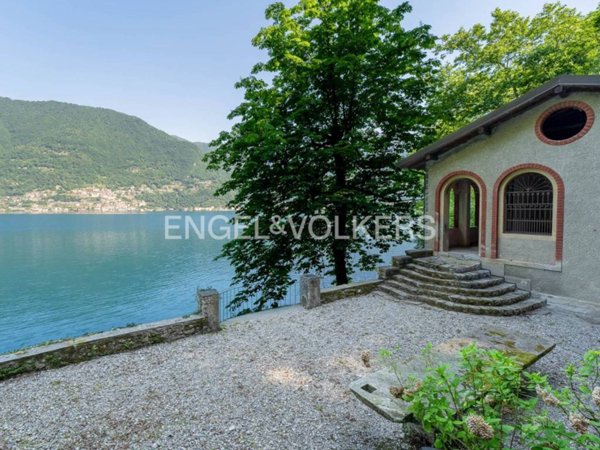 casa indipendente in vendita a Claino con Osteno