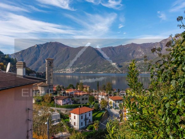 appartamento in vendita a Claino con Osteno in zona Barclaino