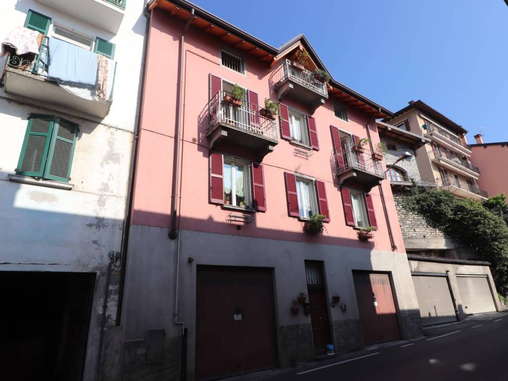 casa indipendente in vendita a Colonno