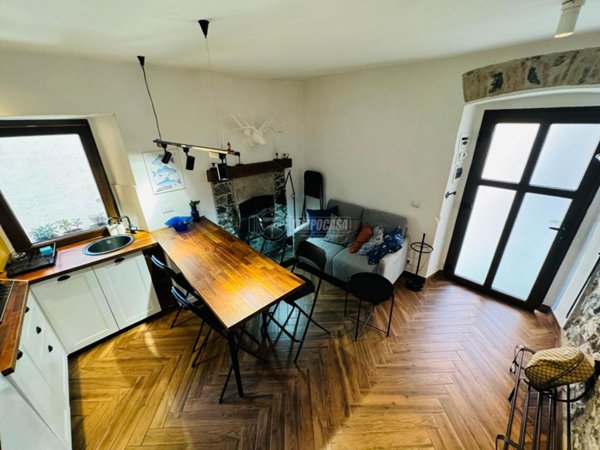 casa indipendente in vendita a Colonno