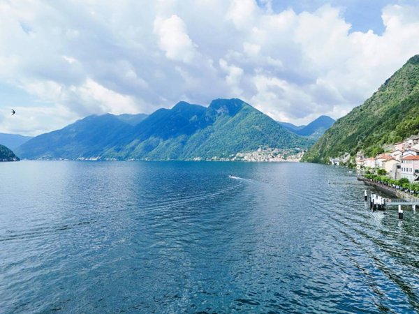 casa indipendente in vendita a Colonno