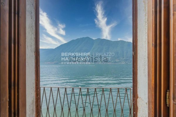 casa indipendente in vendita a Colonno