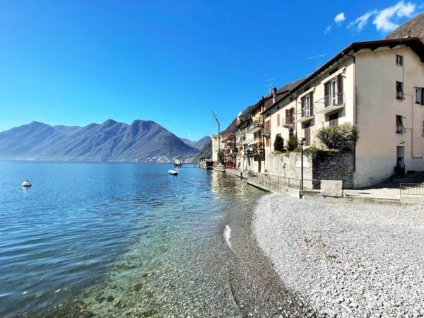 casa indipendente in vendita a Colonno