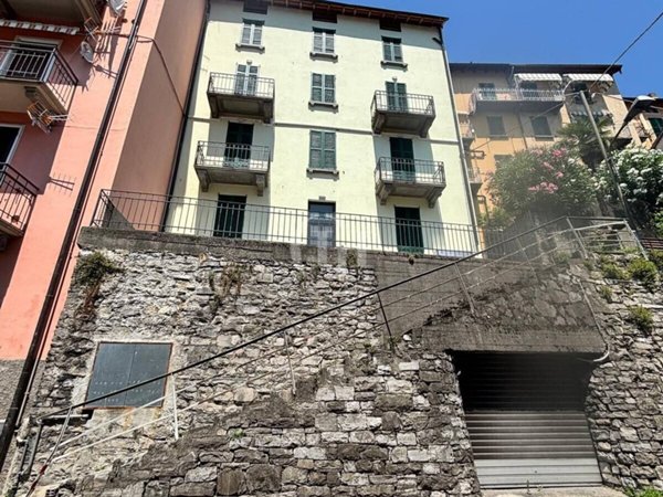 casa indipendente in vendita a Colonno