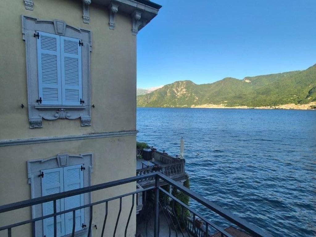 casa indipendente in vendita a Colonno