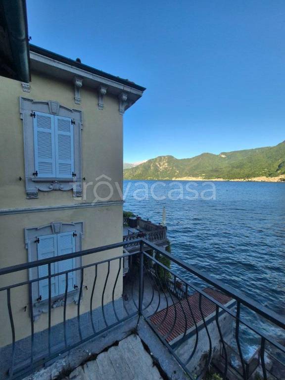 casa indipendente in vendita a Colonno