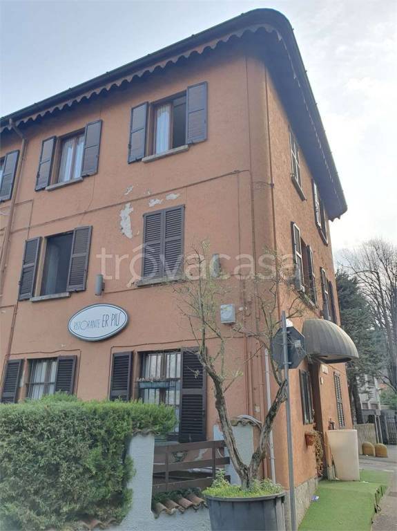casa semindipendente in vendita a Como in zona Caserme