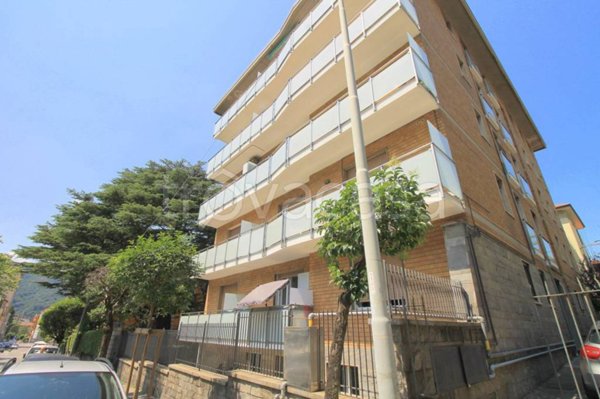 appartamento in vendita a Como in zona Borghi