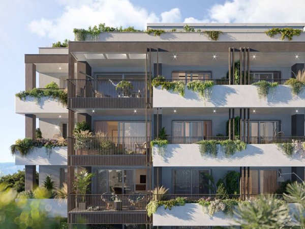 appartamento in vendita a Como in zona Borghi