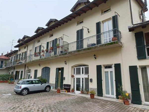 appartamento in vendita a Como in zona Camnago Volta
